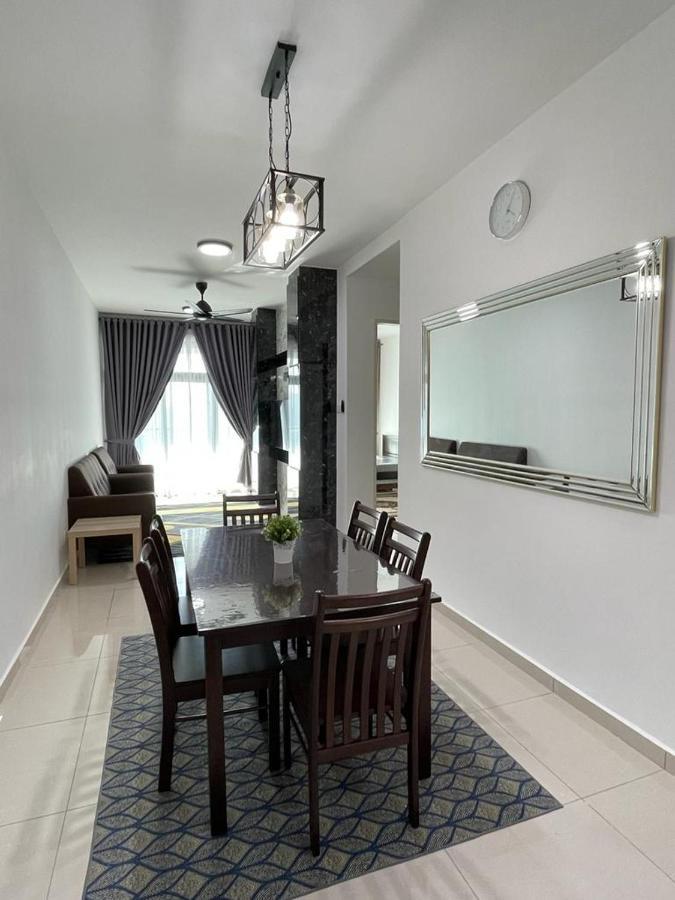 Legasi Kampung Baru Guest House By Rumahrehat Kuala Lumpur Ngoại thất bức ảnh