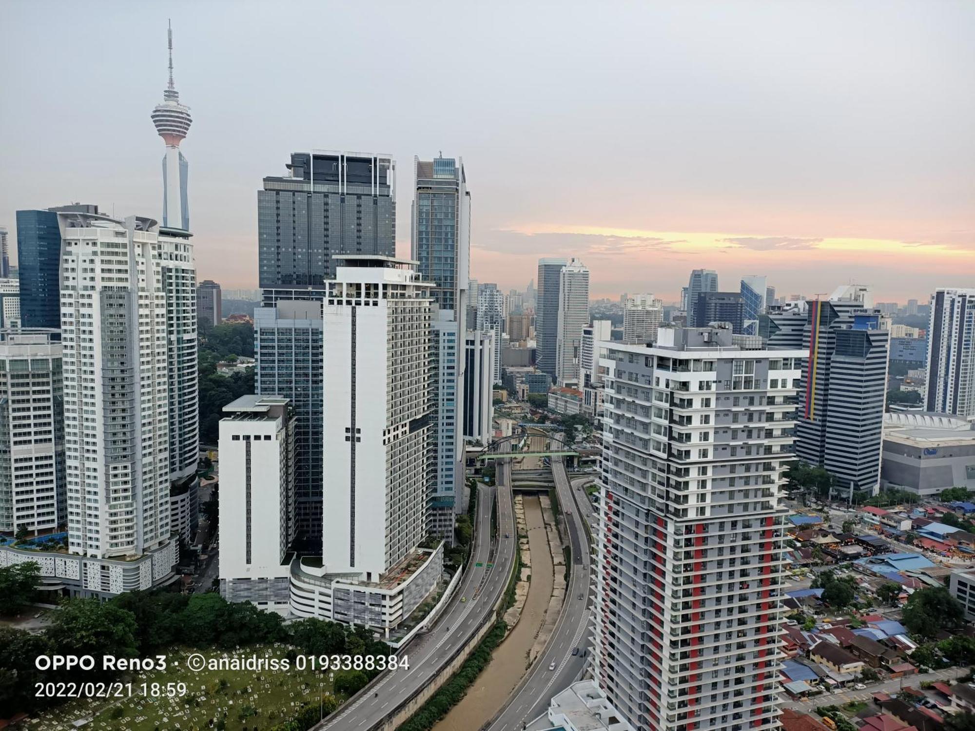 Legasi Kampung Baru Guest House By Rumahrehat Kuala Lumpur Ngoại thất bức ảnh